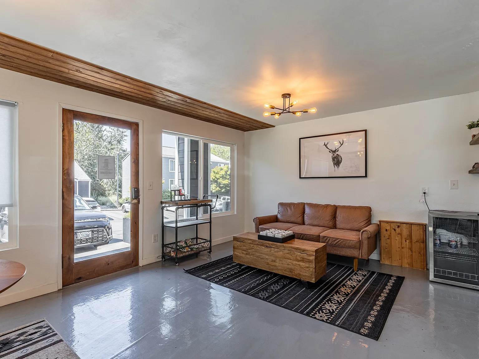 Oak & Iron Flats by Trion Living — Photo 4