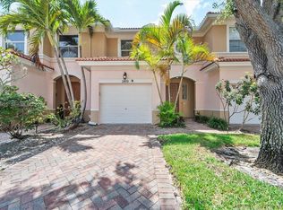2410 Seminole Palms Dr, Greenacres, FL 33463
