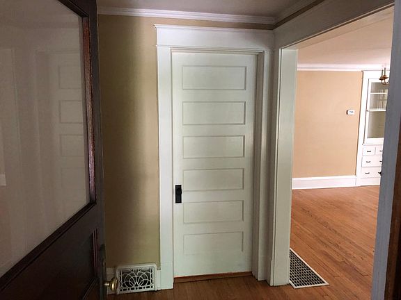 2nd image of 3280 N Downer Ave #1