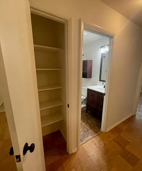 220 Crocker Dr #E — Photo 8