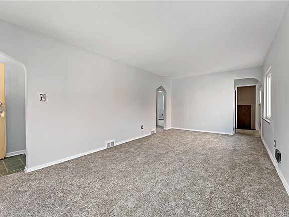 5th image of 569 Loretto Rd