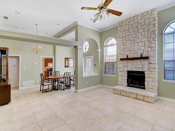 5th image of 889 Keeneland Ct