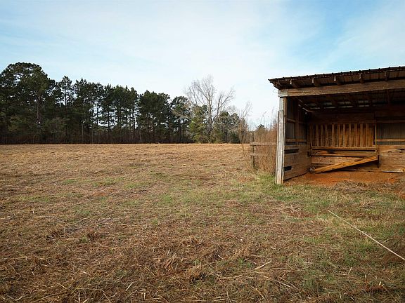 3rd image of 1742 Harold Montgomery Rd