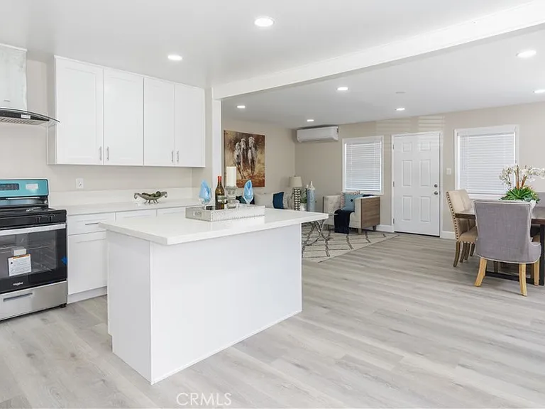 1344 W Vesta St — Photo 8