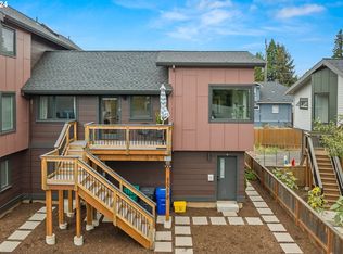 8675 SE Washington St #B, Portland, OR 97216