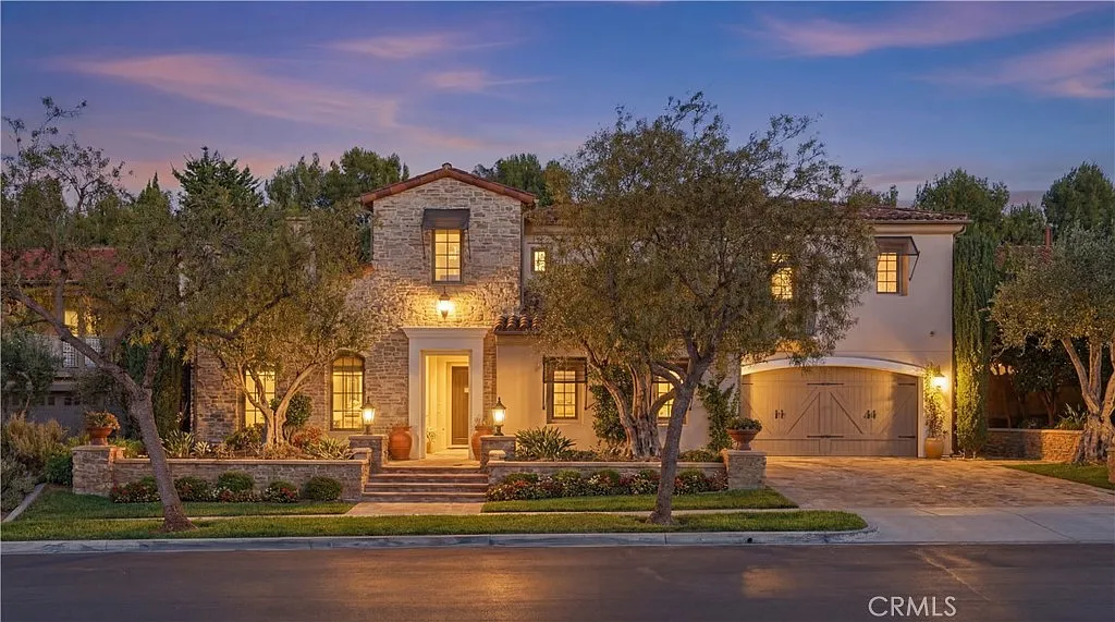 6 bed, 4.5 bath, 4922 sqft, $16,999 — Photo 1