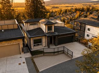5988 Lindeman St #3, Chilliwack, BC V2R0L3