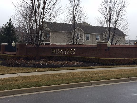 3rd image of 48353 Commonview Dr