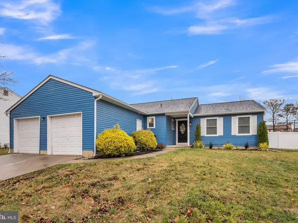 29 Heather Dr, Marlton, NJ 08053