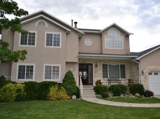 8018 S Twelve Pines Dr, Sandy, UT 84094