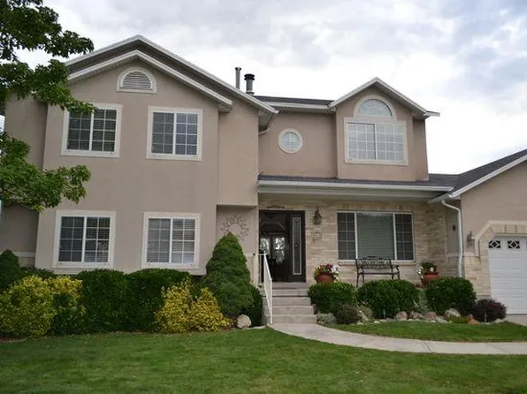 8018 S Twelve Pines Dr, Sandy, UT 84094