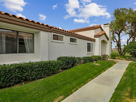 4th image of 54721 Inverness Way