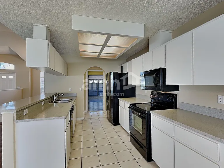 8850 Napa Loop — Photo 3