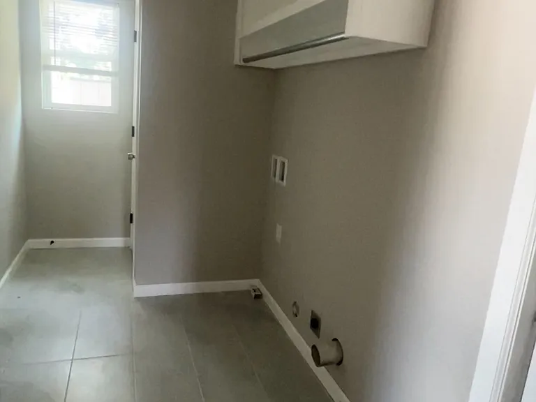 402 W Okmulgee Ave — Photo 9