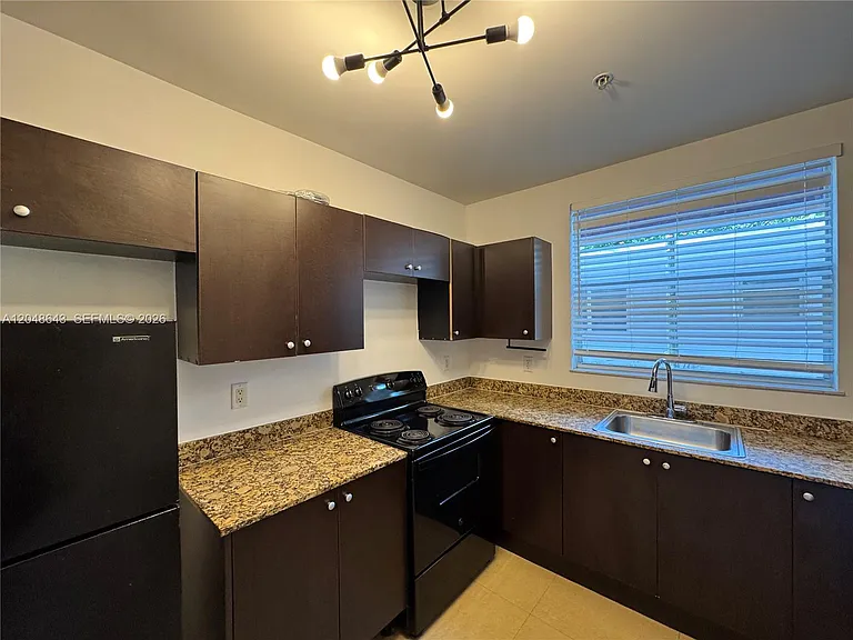 529 NE 62nd St #203 — Photo 2