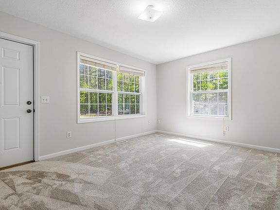 2nd image of 82 Davis Ln