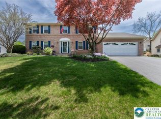 1022 Pennsylvania St, Whitehall, PA 18052