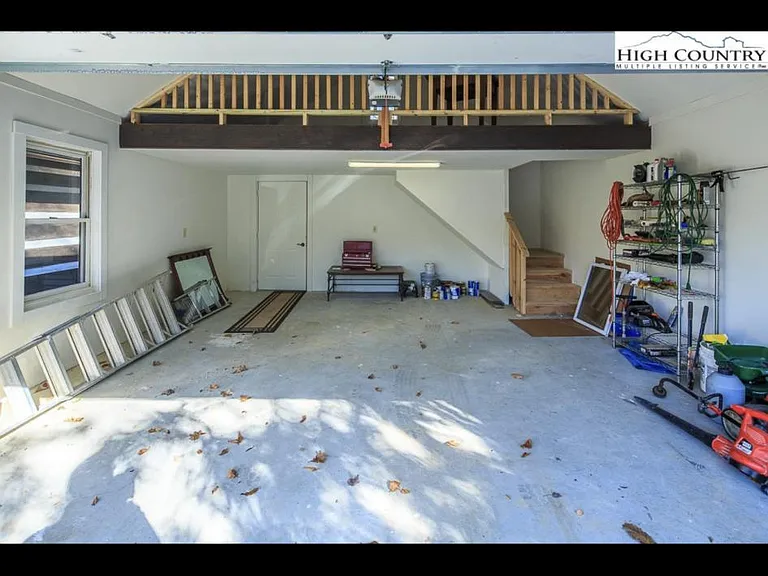 214 Keeth Dr — Photo 38