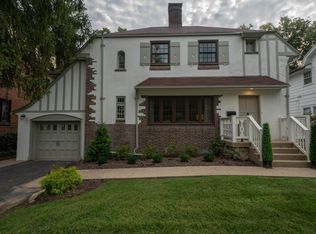 1811 Spring Dr, Louisville, KY 40205