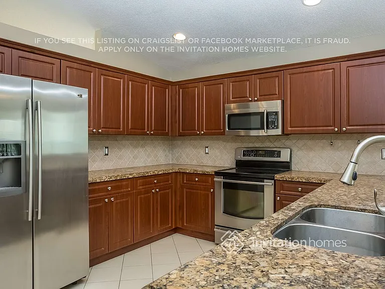6168 Lansdowne Cir — Photo 6
