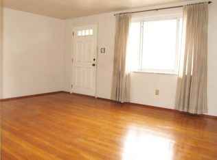 140 Key Dr, Pittsburgh, PA 15235