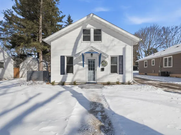 930 Rhode Island St, Sturgeon Bay, WI 54235