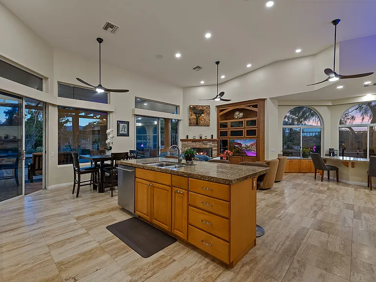 29 Covington Dr — Photo 15