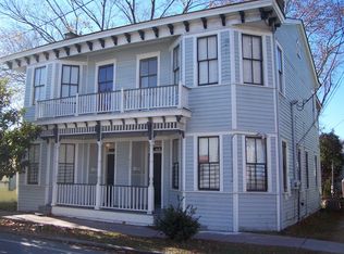 915 Lincoln St #A, Savannah, GA 31401