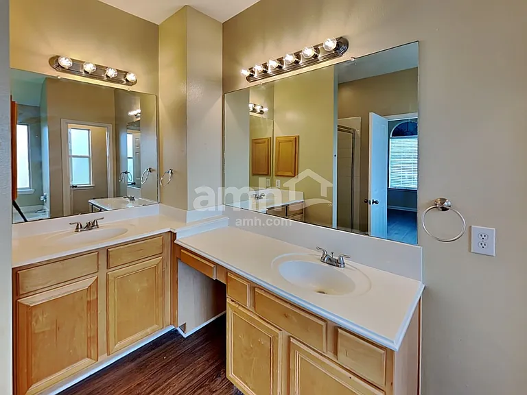 5122 Chase Park Gate St — Photo 12