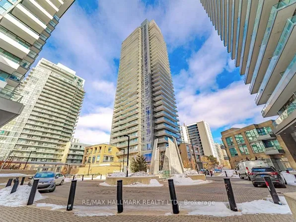 56 Forest Manor Rd, Toronto, ON