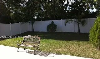 818 Garnet Cir — Photo 17