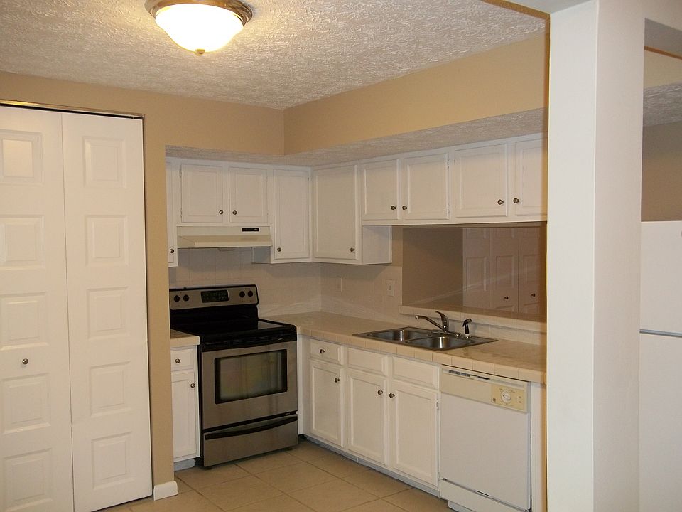 1st image of 6420 Meadow Rue Dr