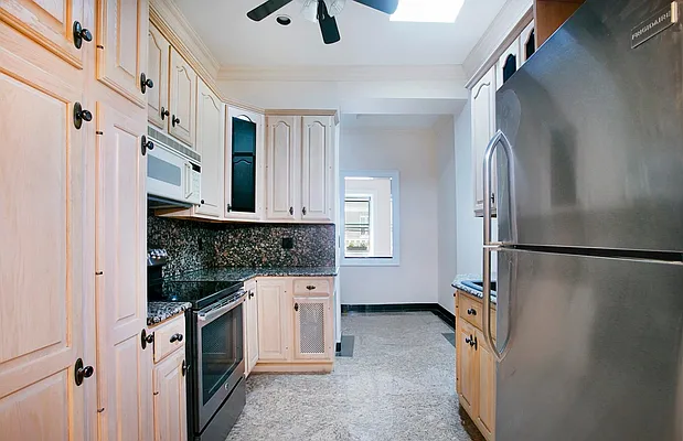 Rented by Keller Williams NYC | media 18