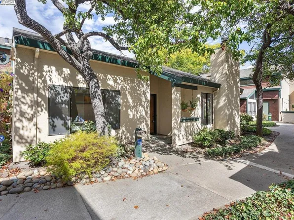 414 Ironwood Rd, Alameda, CA 94502