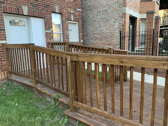 3rd image of 1325 S Karlov Ave Unit 1