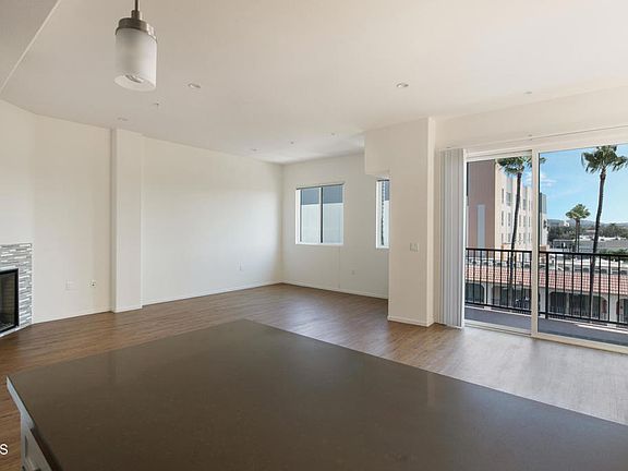 3rd image of 124 W Colorado St #405