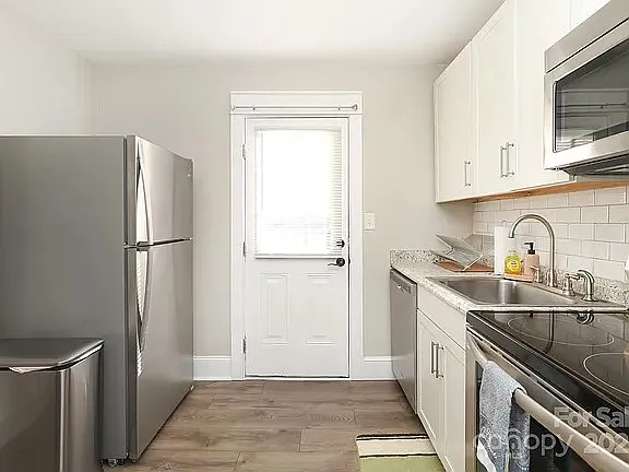 1822 Kensington Dr — Photo 8