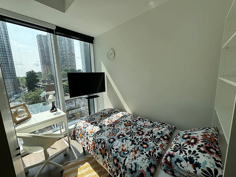 3 Gloucester St #506B — Photo 1
