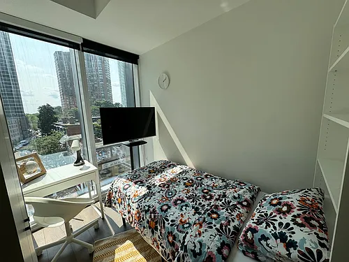 3 Gloucester St #506B Photo 1