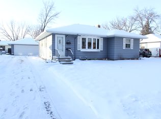 2006 8th Street N, Fargo, ND 58102