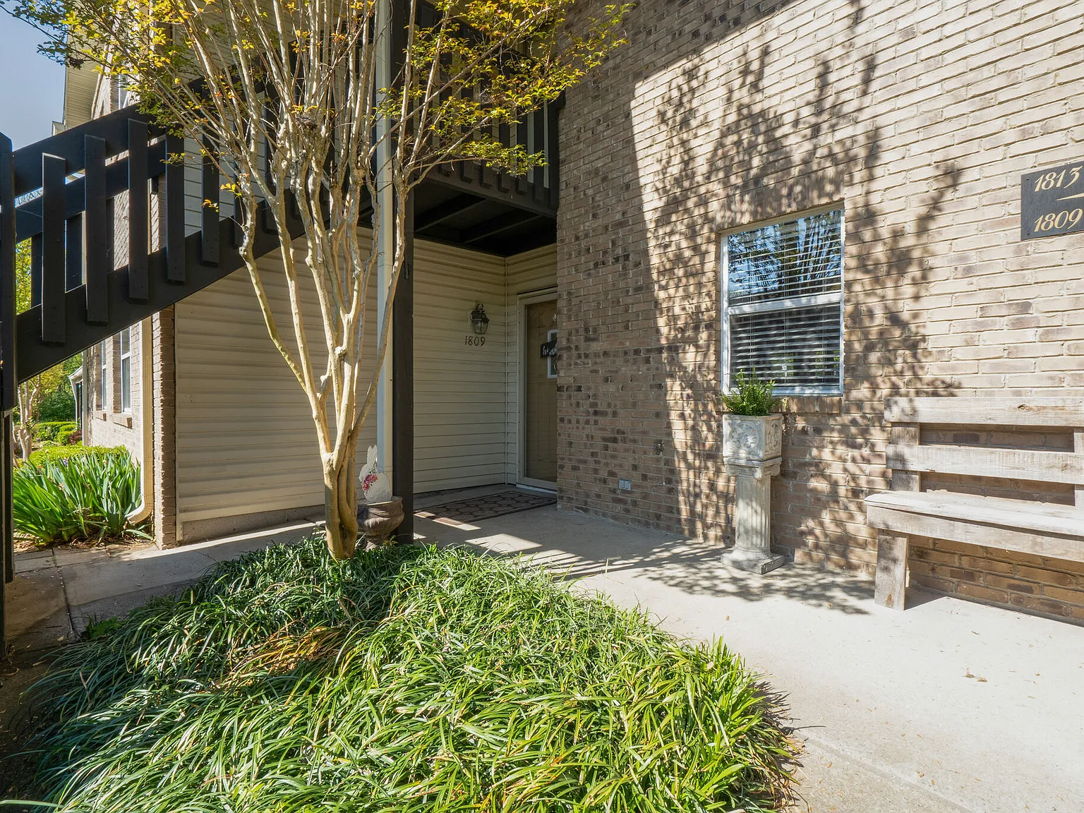 3 bed, 1520 sqft, $2,115 — Photo 2