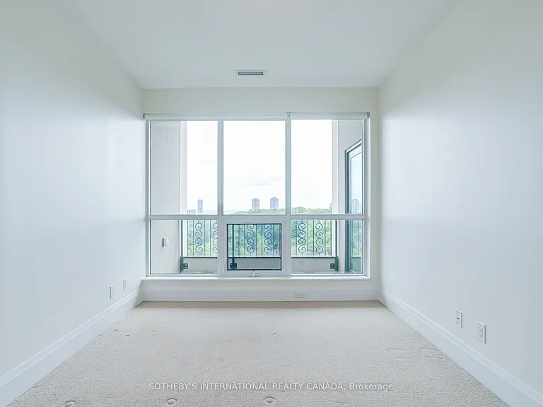 1 Old Mill Dr #1118 — Photo 31