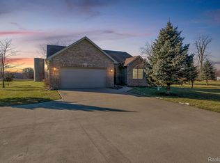 6190 Morrish Rd, SWARTZ CREEK, MI 48473