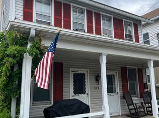 719 Main St #2, Akron, PA 17501