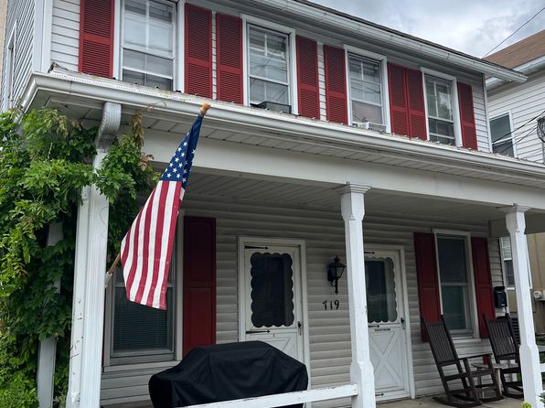 719 Main St #2