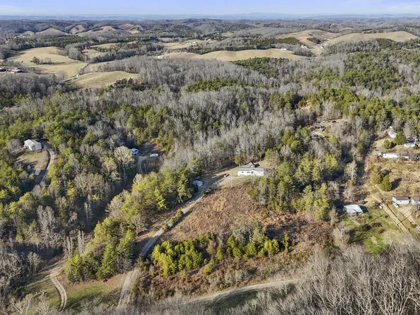 736 Marshall Hollow Rd, Bybee, TN 37713