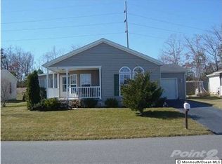 31 Oak Ridge Ln, Stafford Township, NJ 08050