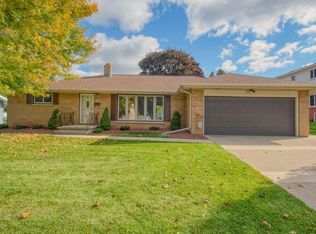 1409 N 3rd St, Manitowoc, WI 54220