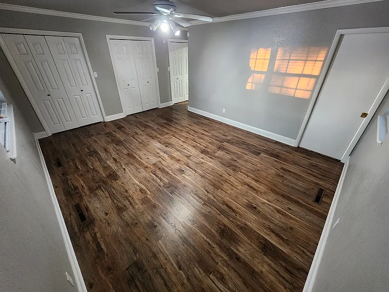 204 S Morrison Dr — Photo 20