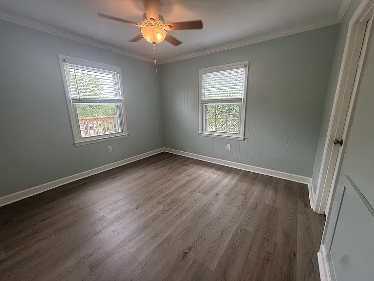 120 N Pinewood Dr #2 — Photo 11